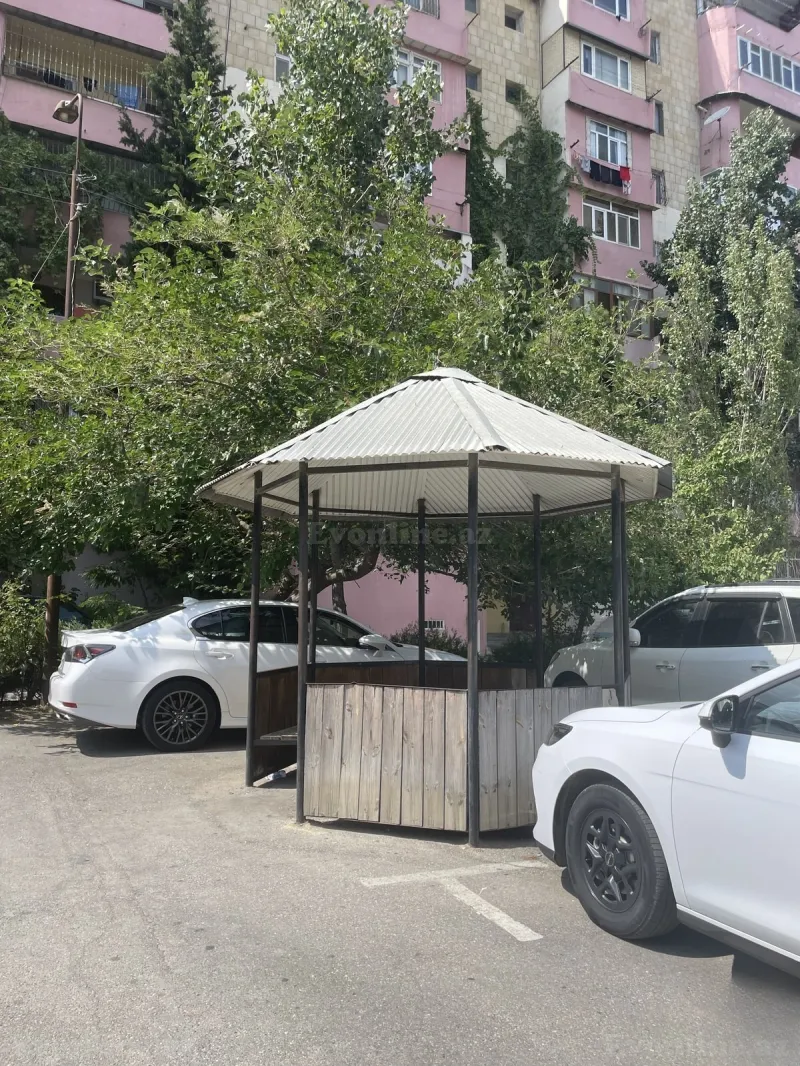 Satılır 3 otaqlı Mənzil Köhnə tikili 68 m² Memar Əcəmi m. - şəkil 10