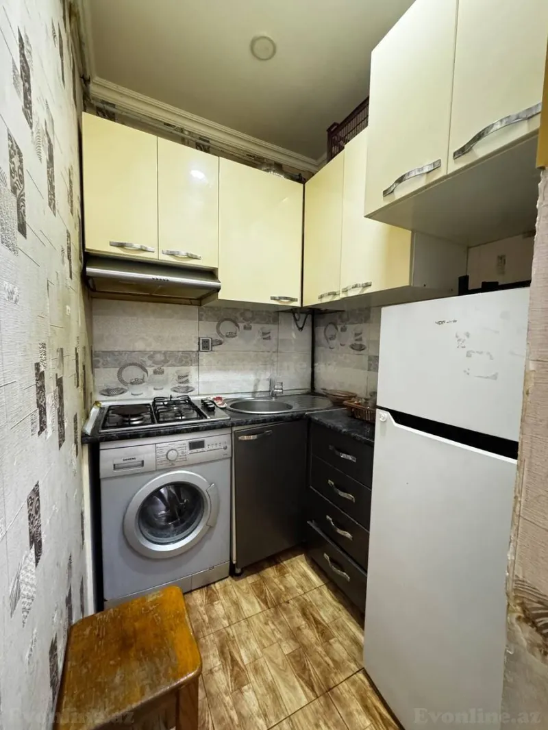 Satılır 2 otaqlı Mənzil Köhnə tikili 35 m² Azadlıq prospekti m. - şəkil 8