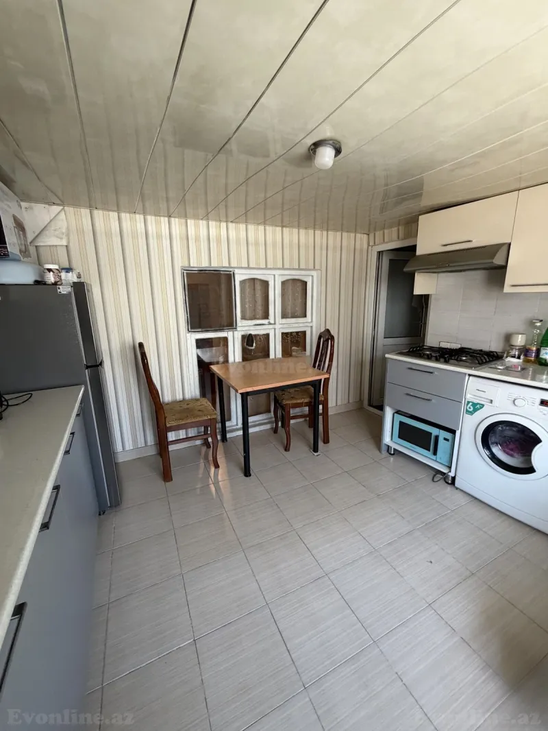 3 otaqlı Mənzil 92 m² 20-ci sahə Satılır