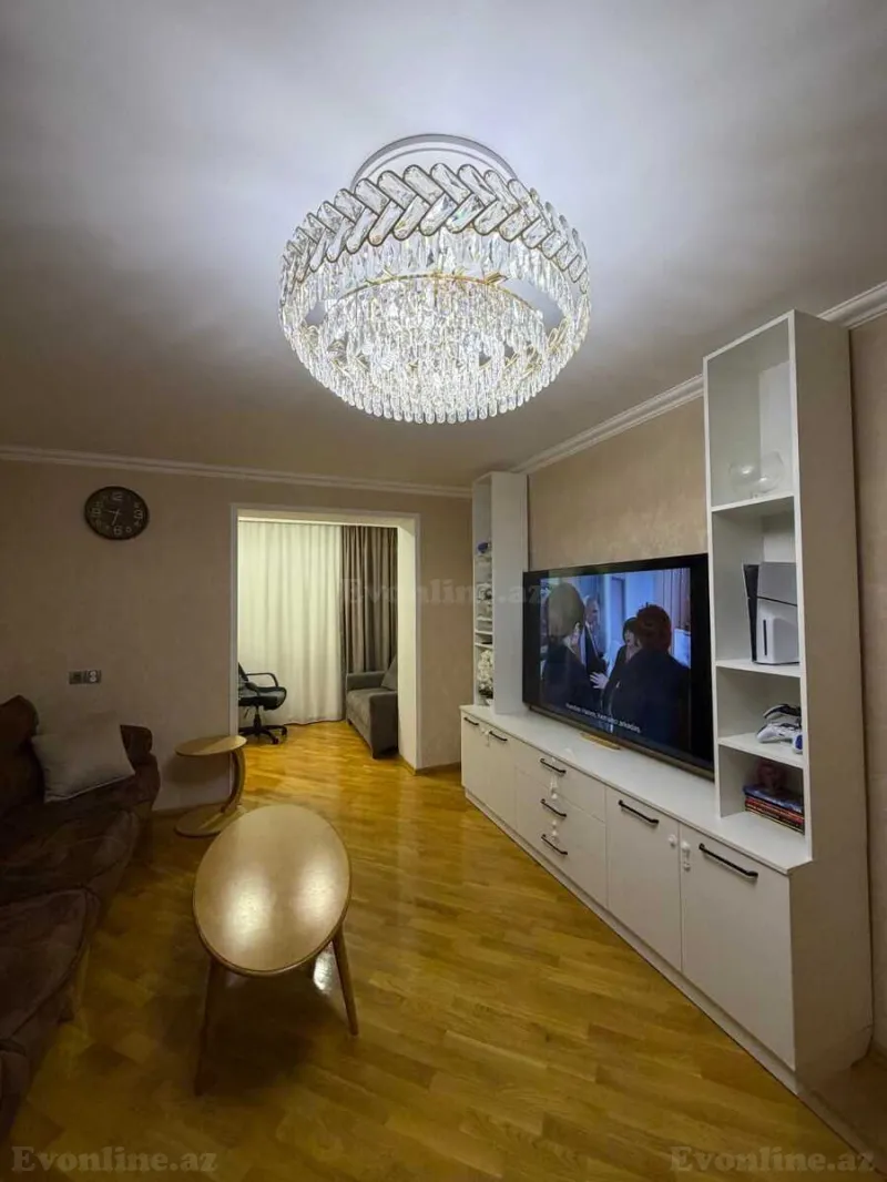 Satılır 3 otaqlı Mənzil Köhnə tikili 75 m² Neftçilər m. - şəkil 6