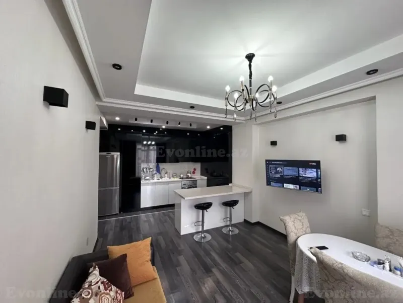 3 otaqlı Mənzil 70 m² 20 Yanvar m. Kirayə verilir