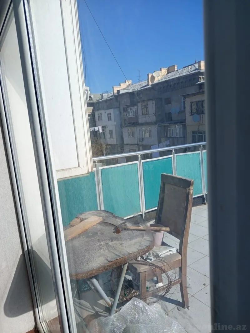 Kirayə verilir 2 otaqlı Mənzil Köhnə tikili 60 m² Nəsimi r. - şəkil 2