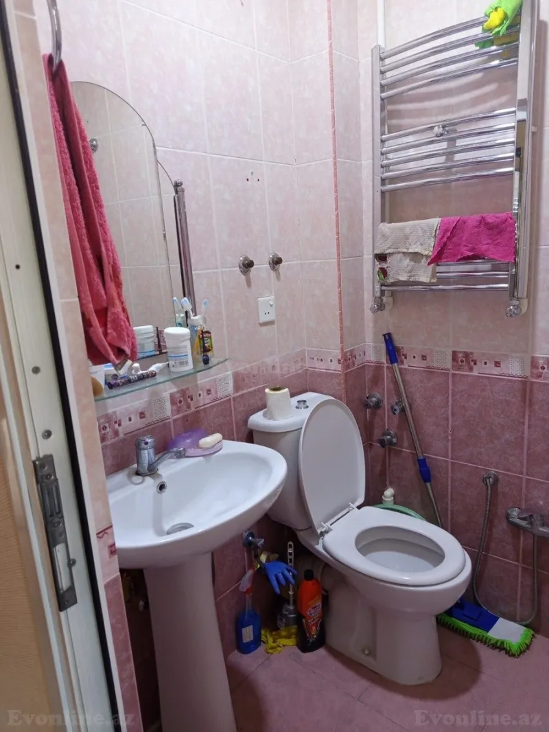Kirayə verilir 2 otaqlı Mənzil Köhnə tikili 60 m² Nəsimi r. - şəkil 8