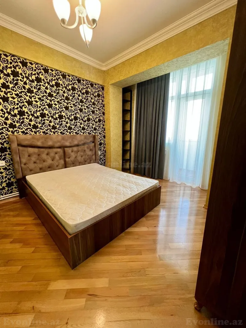 Kirayə verilir 2 otaqlı Mənzil Yeni tikili 70 m² İnşaatçılar m. - şəkil 2