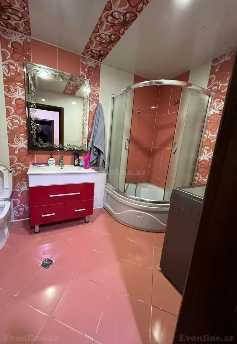Kirayə verilir 2 otaqlı Mənzil Yeni tikili 70 m² İnşaatçılar m. - şəkil 4
