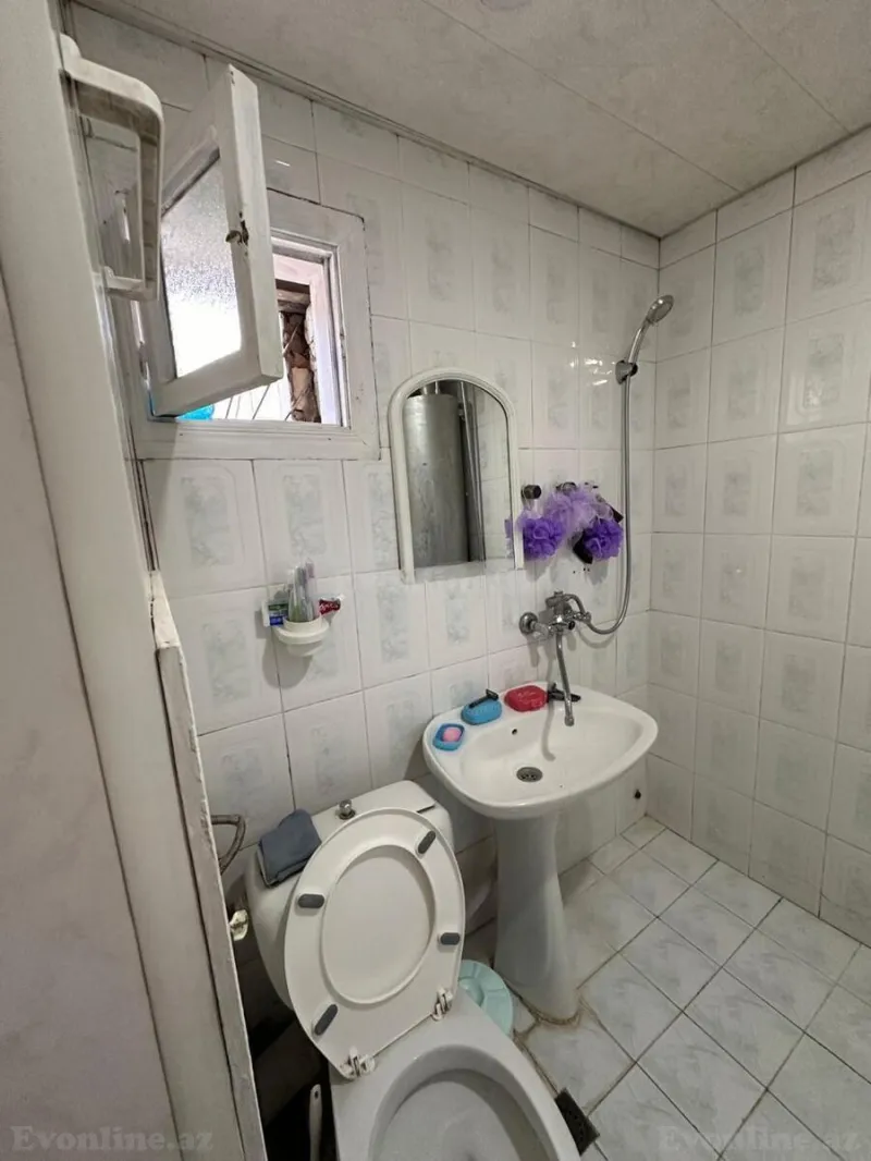 Kirayə verilir 2 otaqlı Mənzil Köhnə tikili 40 m² Elmlər Akademiyası m. - şəkil 16