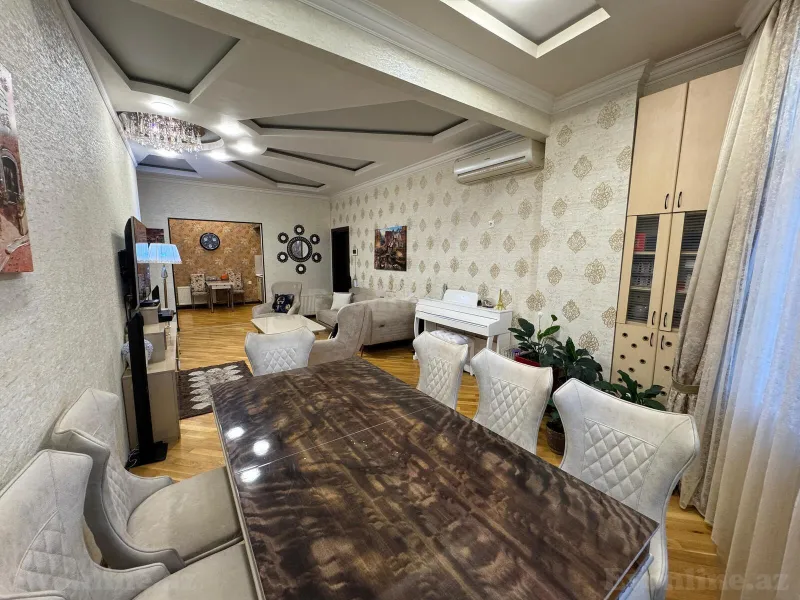 Bakı, Nəsimi r., Sahil m.da 3 otaqlı mənzil kirayə verilir