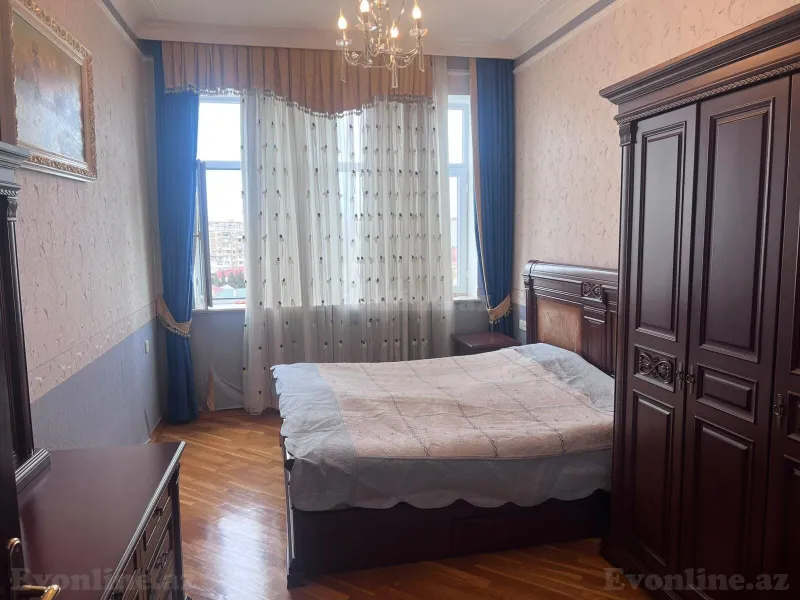 Satılır 3 otaqlı Mənzil Yeni tikili 133 m² Nərimanov r. - şəkil 7