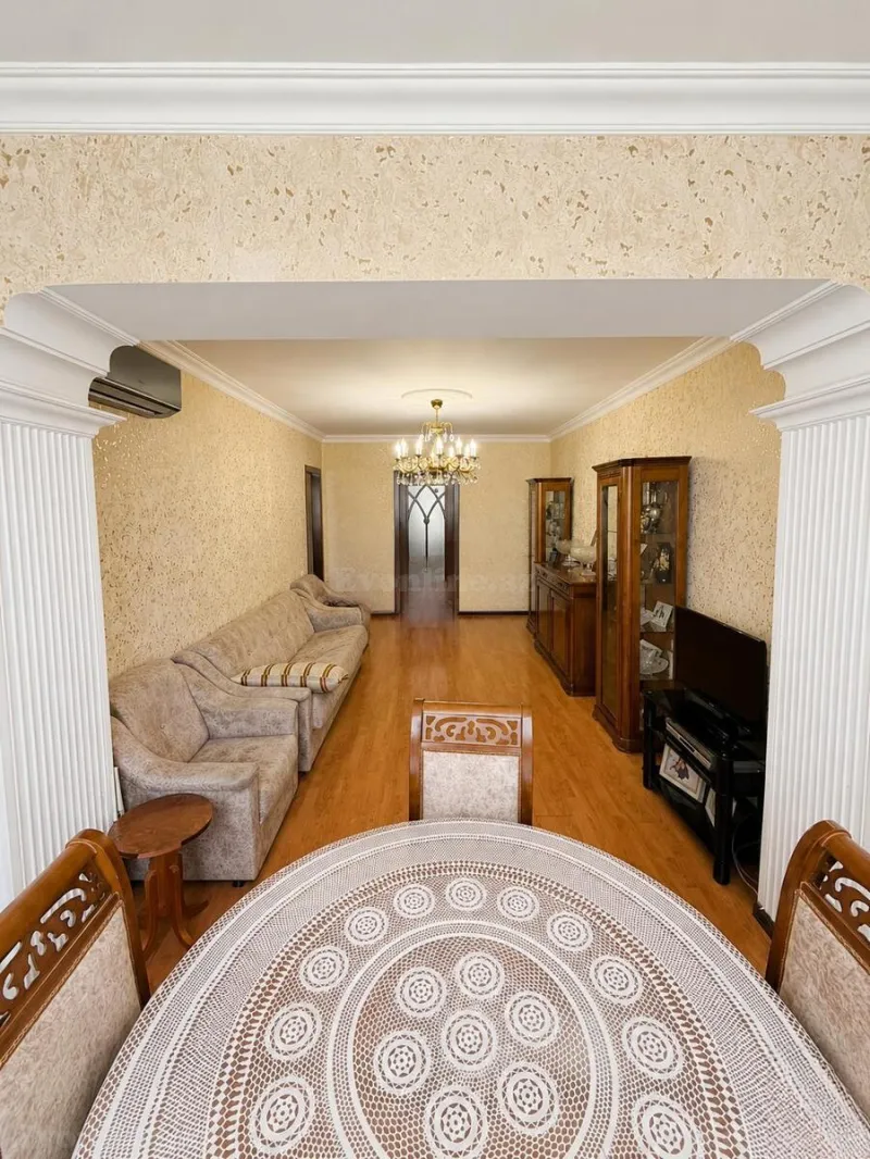 Satılır 3 otaqlı Mənzil Köhnə tikili 75 m² Elmlər Akademiyası m. - şəkil 2