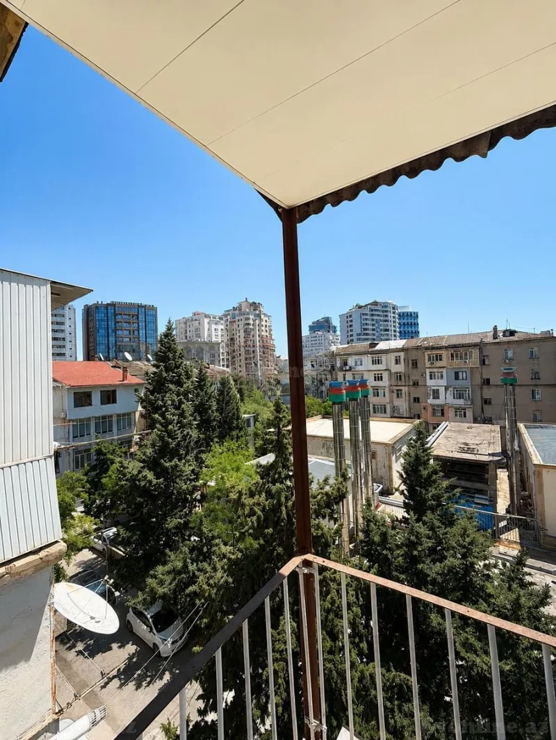 Satılır 3 otaqlı Mənzil Köhnə tikili 75 m² Elmlər Akademiyası m. - şəkil 11