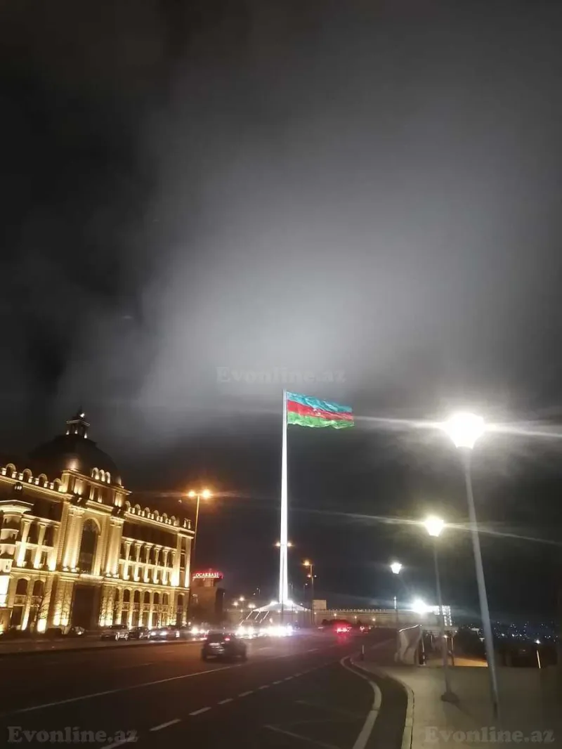 Satılır 3 otaqlı Mənzil Köhnə tikili 78 m² Səbail r. - şəkil 11