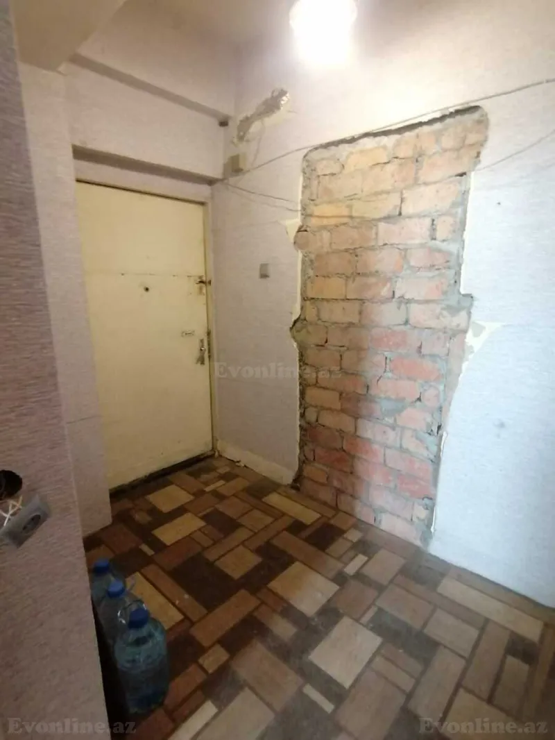 Satılır 3 otaqlı Mənzil Köhnə tikili 78 m² Səbail r. - şəkil 21