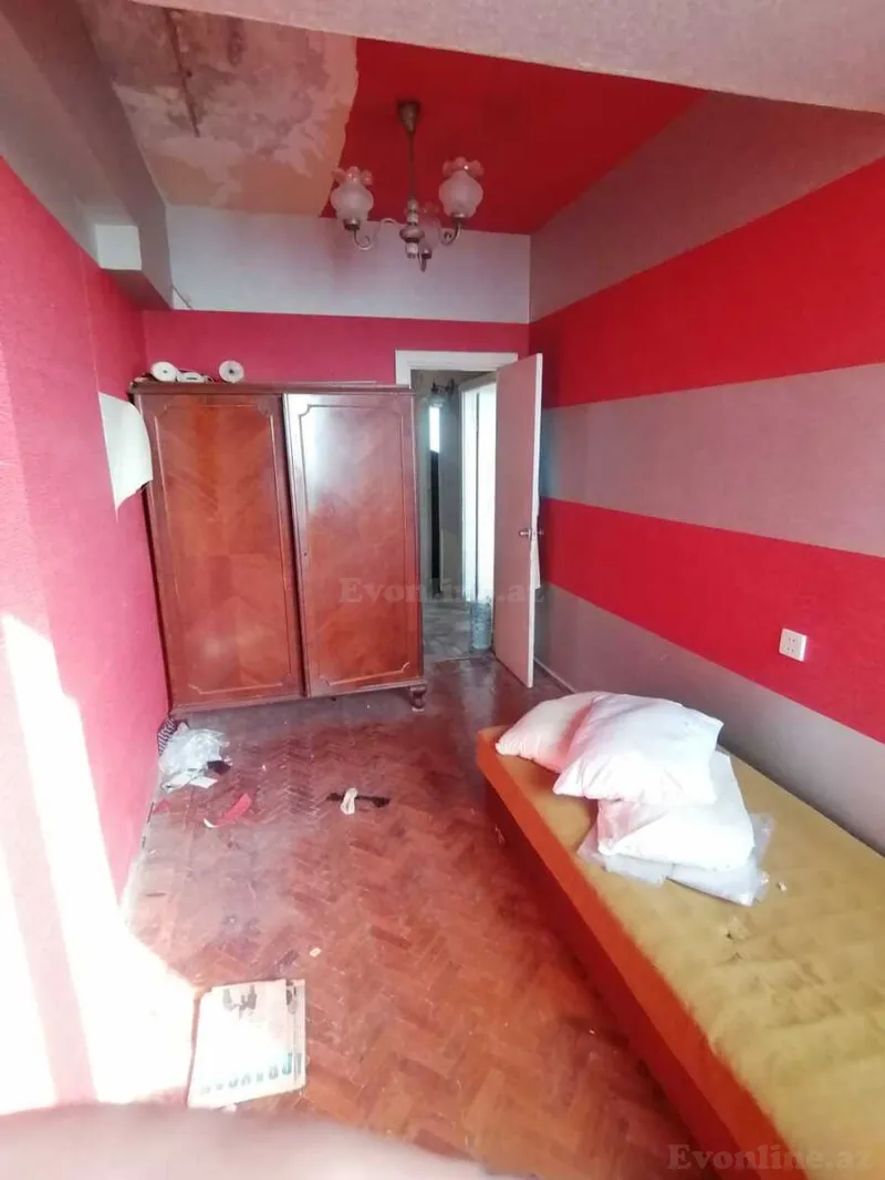 Satılır 3 otaqlı Mənzil Köhnə tikili 78 m² Səbail r. - şəkil 23