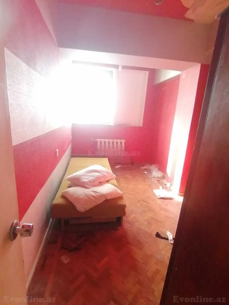 Satılır 3 otaqlı Mənzil Köhnə tikili 78 m² Səbail r. - şəkil 24