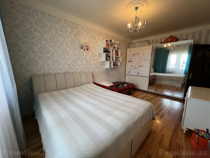 Satılır 3 otaqlı Mənzil Köhnə tikili 90 m² Yeni Günəşli - şəkil 5