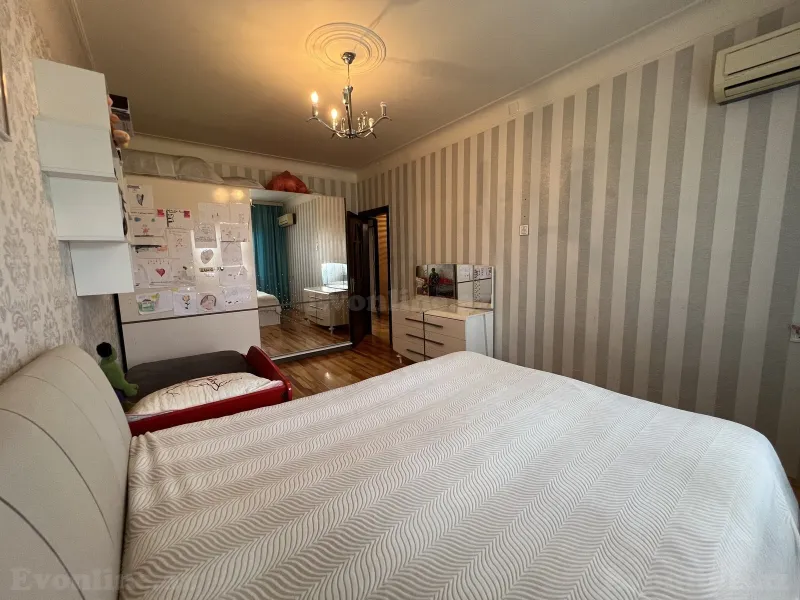 Satılır 3 otaqlı Mənzil Köhnə tikili 90 m² Yeni Günəşli - şəkil 6
