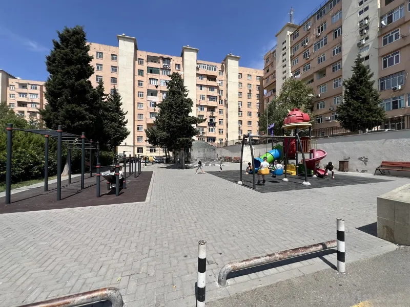 Satılır 3 otaqlı Mənzil Köhnə tikili 90 m² Yeni Günəşli - şəkil 29