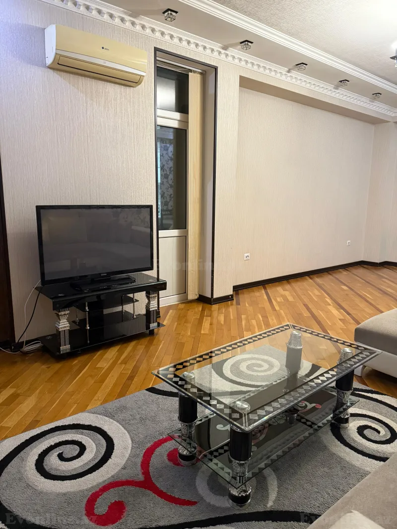 Kirayə verilir 2 otaqlı Mənzil Yeni tikili 91 m² 3-cü mikrorayon - şəkil 3