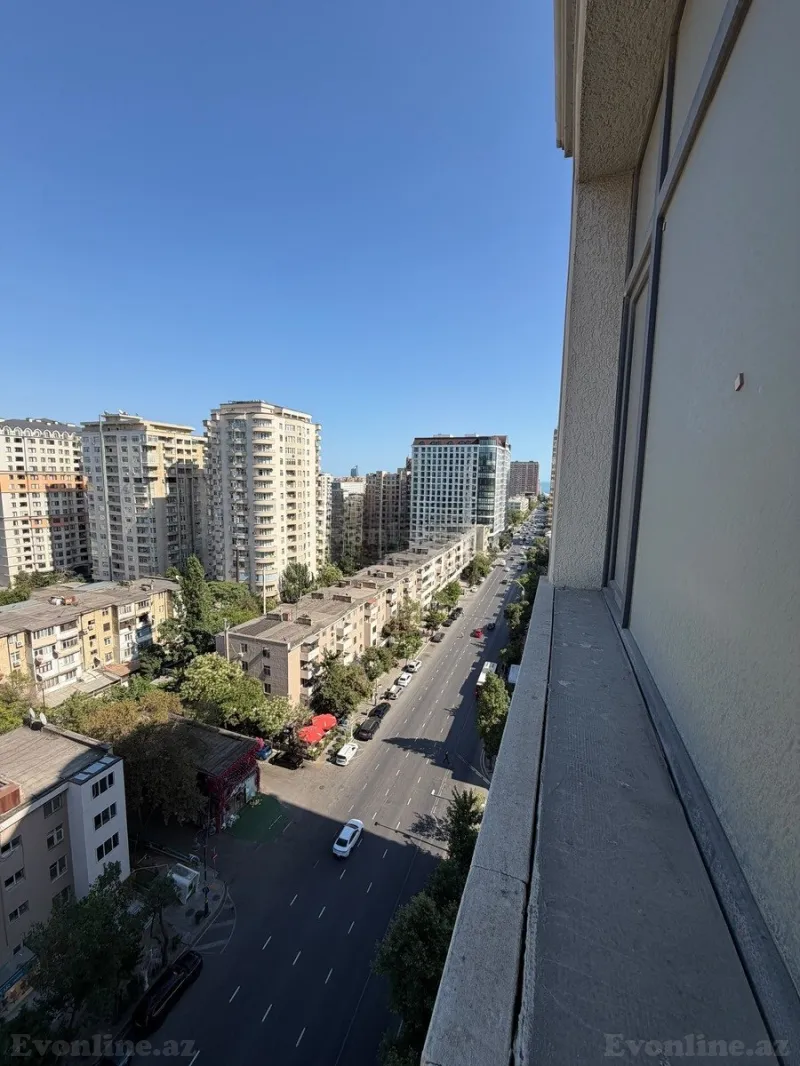 Satılır 4 otaqlı Mənzil Yeni tikili 241 m² Nəsimi r. - şəkil 4