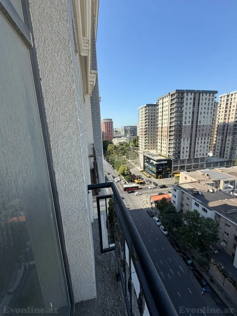 Satılır 4 otaqlı Mənzil Yeni tikili 241 m² Nəsimi r. - şəkil 24