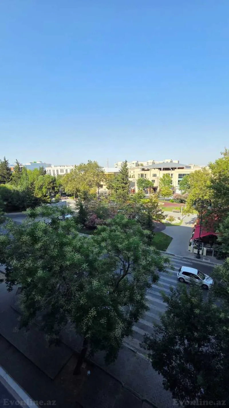 Satılır 3 otaqlı Mənzil Köhnə tikili 61 m² Nərimanov r. - şəkil 4