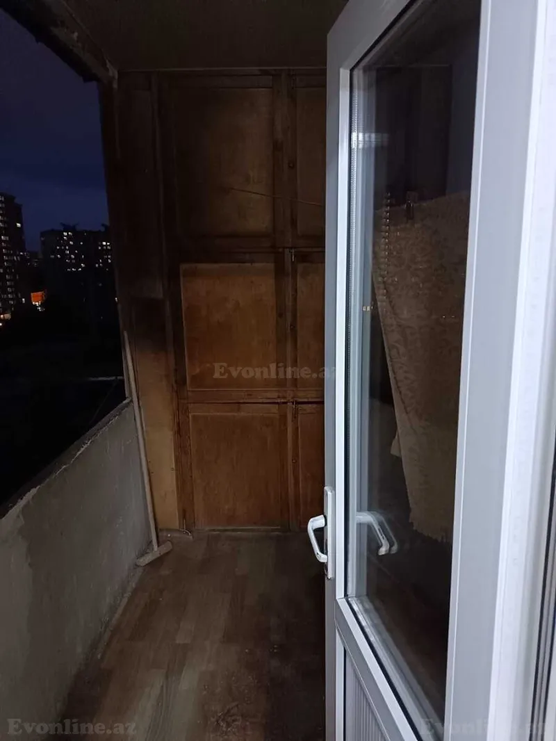 Satılır 4 otaqlı Mənzil Köhnə tikili 87 m² Azadlıq prospekti m. - şəkil 2