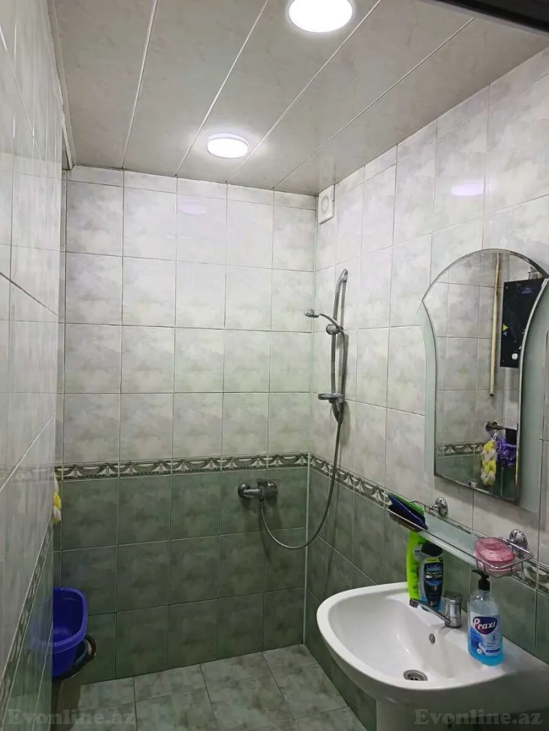 Satılır 4 otaqlı Mənzil Köhnə tikili 87 m² Azadlıq prospekti m. - şəkil 3