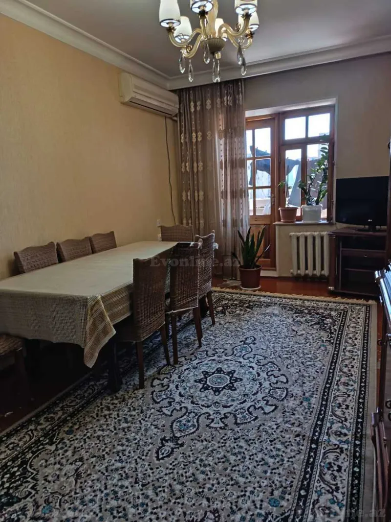 Satılır 4 otaqlı Mənzil Köhnə tikili 87 m² Azadlıq prospekti m. - şəkil 5