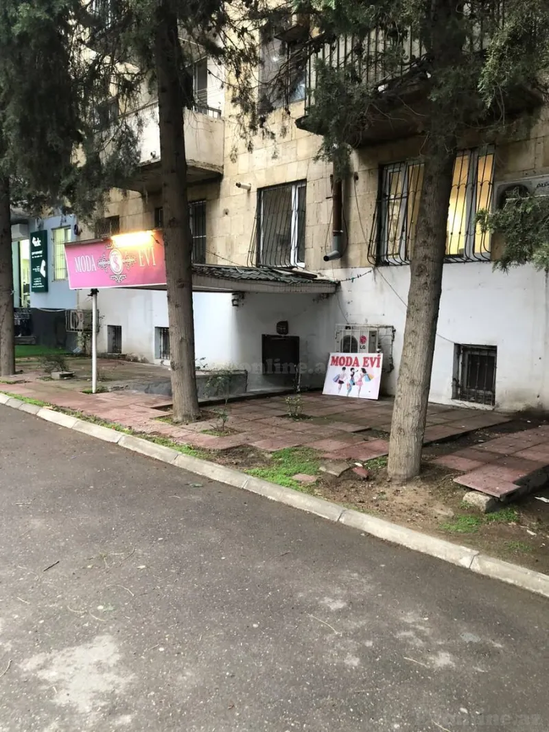 Obyekt 58 m² Elmlər Akademiyası m. Satılır
