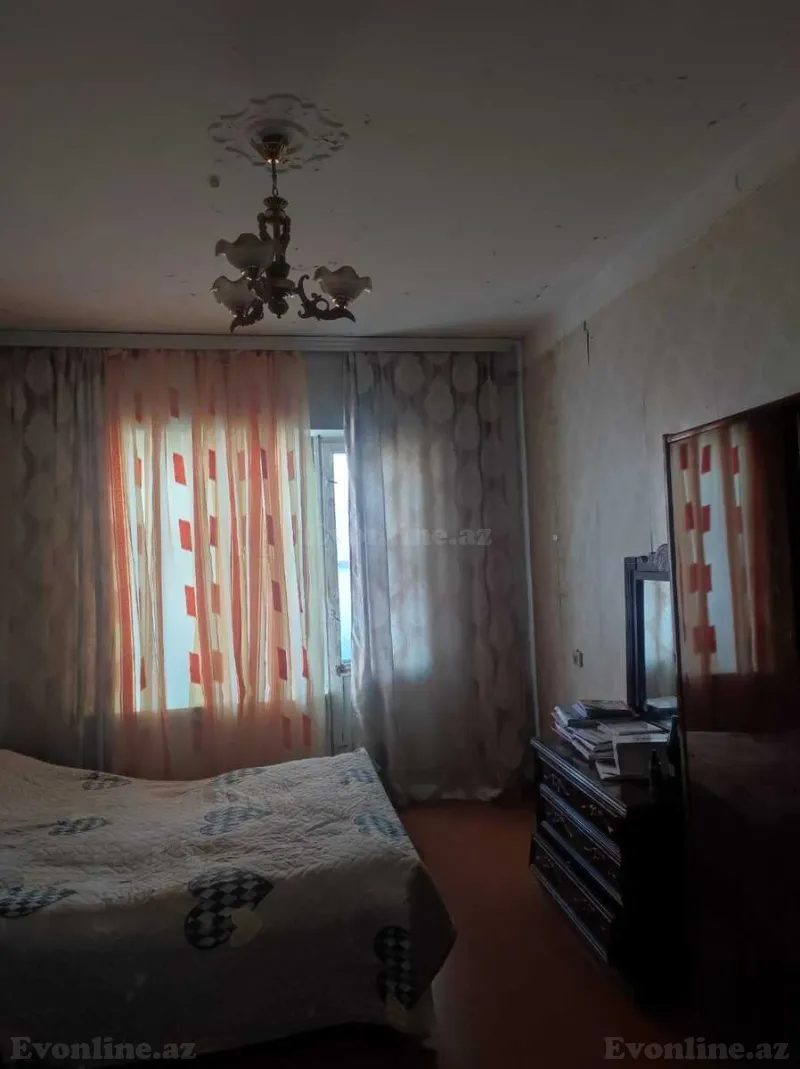 Satılır 3 otaqlı Mənzil Köhnə tikili 85 m² Xətai r. - şəkil 3