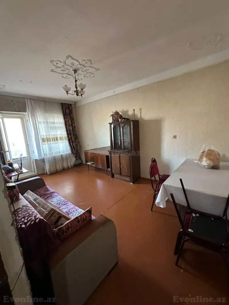 3 otaqlı Mənzil 80 m² Xətai r. Satılır