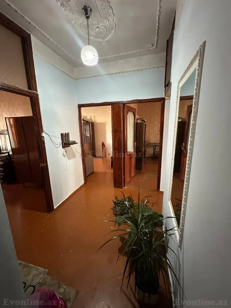 Satılır 3 otaqlı Mənzil Köhnə tikili 80 m² Xətai r. - şəkil 5