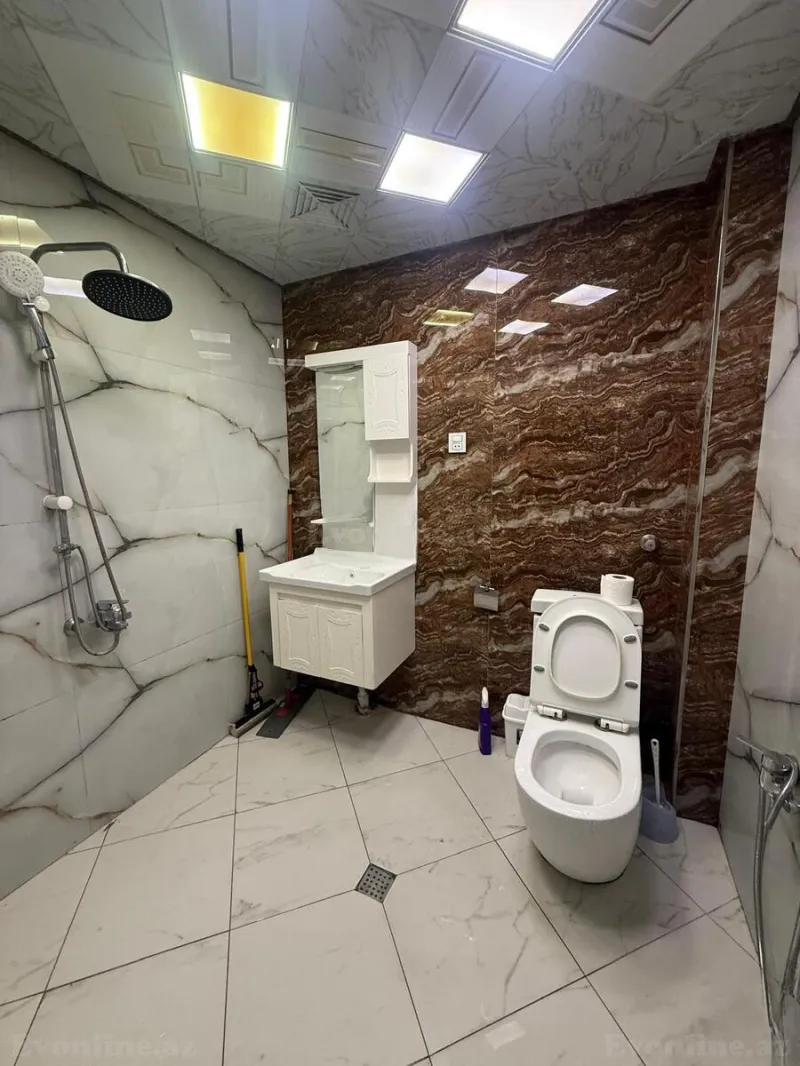 Kirayə verilir 4 otaqlı Mənzil Köhnə tikili 185 m² Sahil m. - şəkil 8