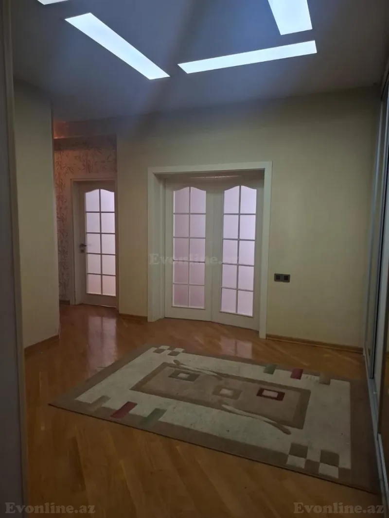 Kirayə verilir 3 otaqlı Mənzil Yeni tikili 112 m² Nəsimi r. - şəkil 2
