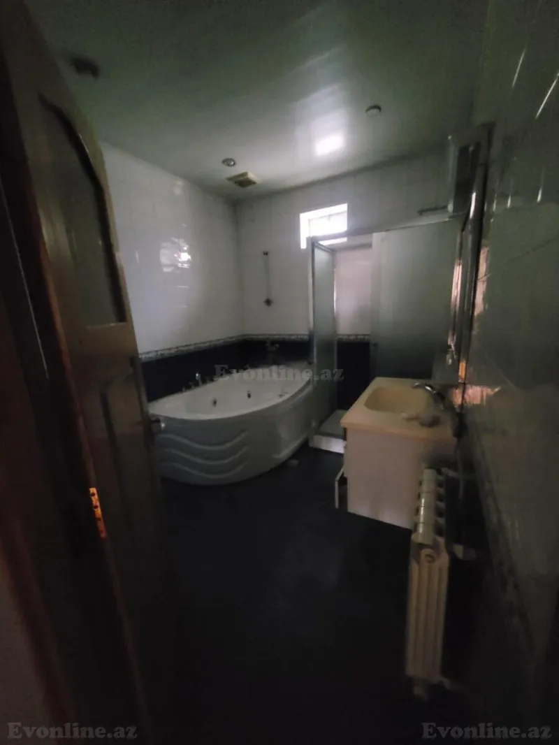 Satılır 12 otaqlı Həyət evi 500 m² Nəsimi m. - şəkil 19