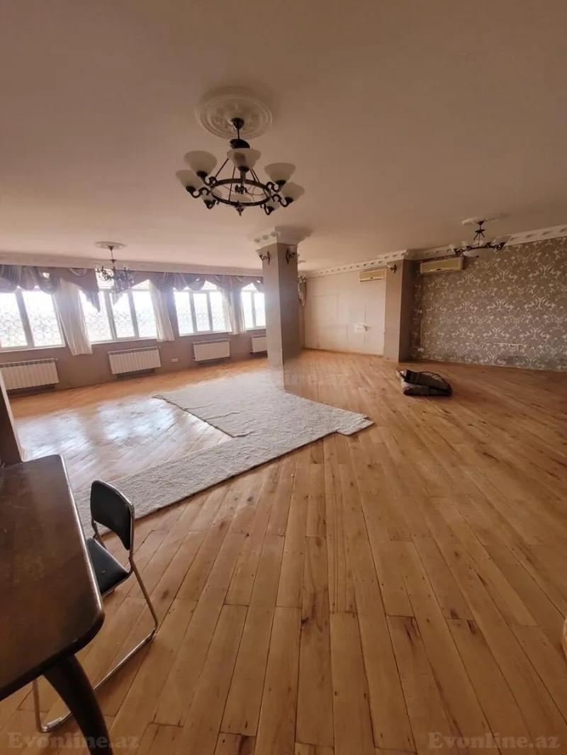 Satılır 12 otaqlı Həyət evi 500 m² Nəsimi m. - şəkil 22