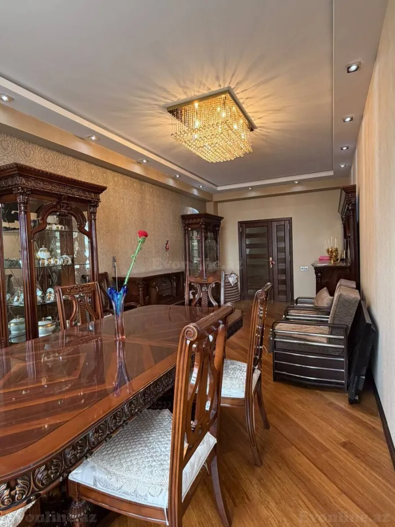 Satılır 3 otaqlı Mənzil Yeni tikili 134 m² 8-ci mikrorayon - şəkil 3