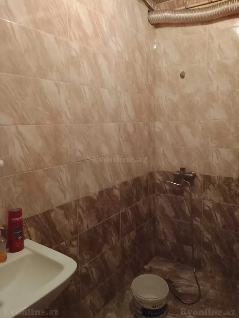 Kirayə verilir 2 otaqlı Mənzil Köhnə tikili 65 m² Nəsimi m. - şəkil 8