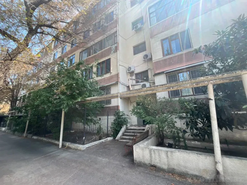 2 otaqlı Mənzil 65 m² Memar Əcəmi m. Satılır