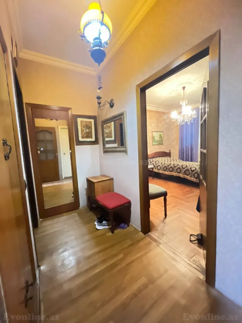 Satılır 2 otaqlı Mənzil Köhnə tikili 65 m² Memar Əcəmi m. - şəkil 7