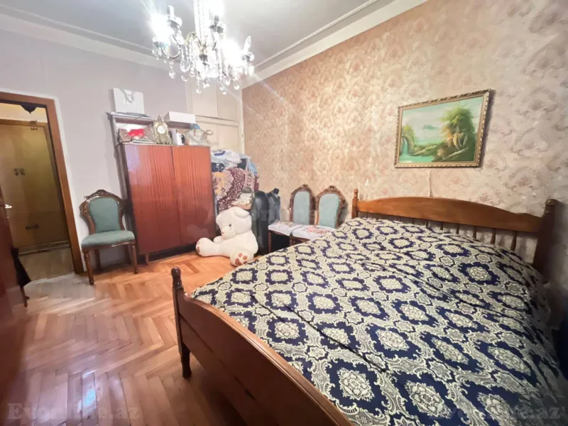 Satılır 2 otaqlı Mənzil Köhnə tikili 65 m² Memar Əcəmi m. - şəkil 9
