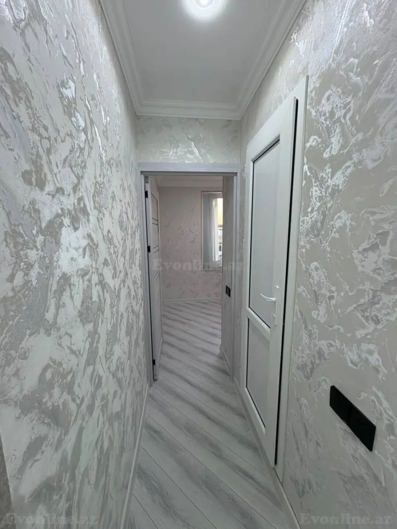 Satılır 2 otaqlı Mənzil Köhnə tikili 55 m² Neftçilər m. - şəkil 8