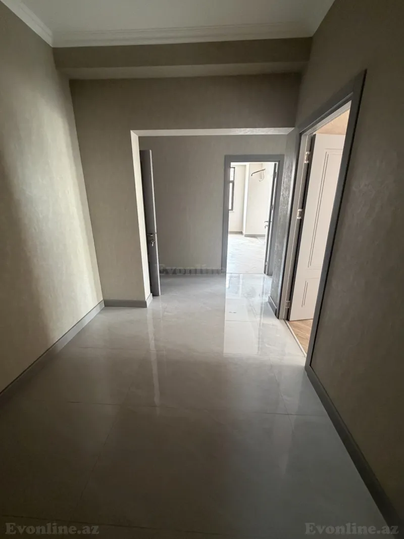 Bakı, Binəqədi r., Dərnəgül m.da 3 otaqlı mənzil satılır