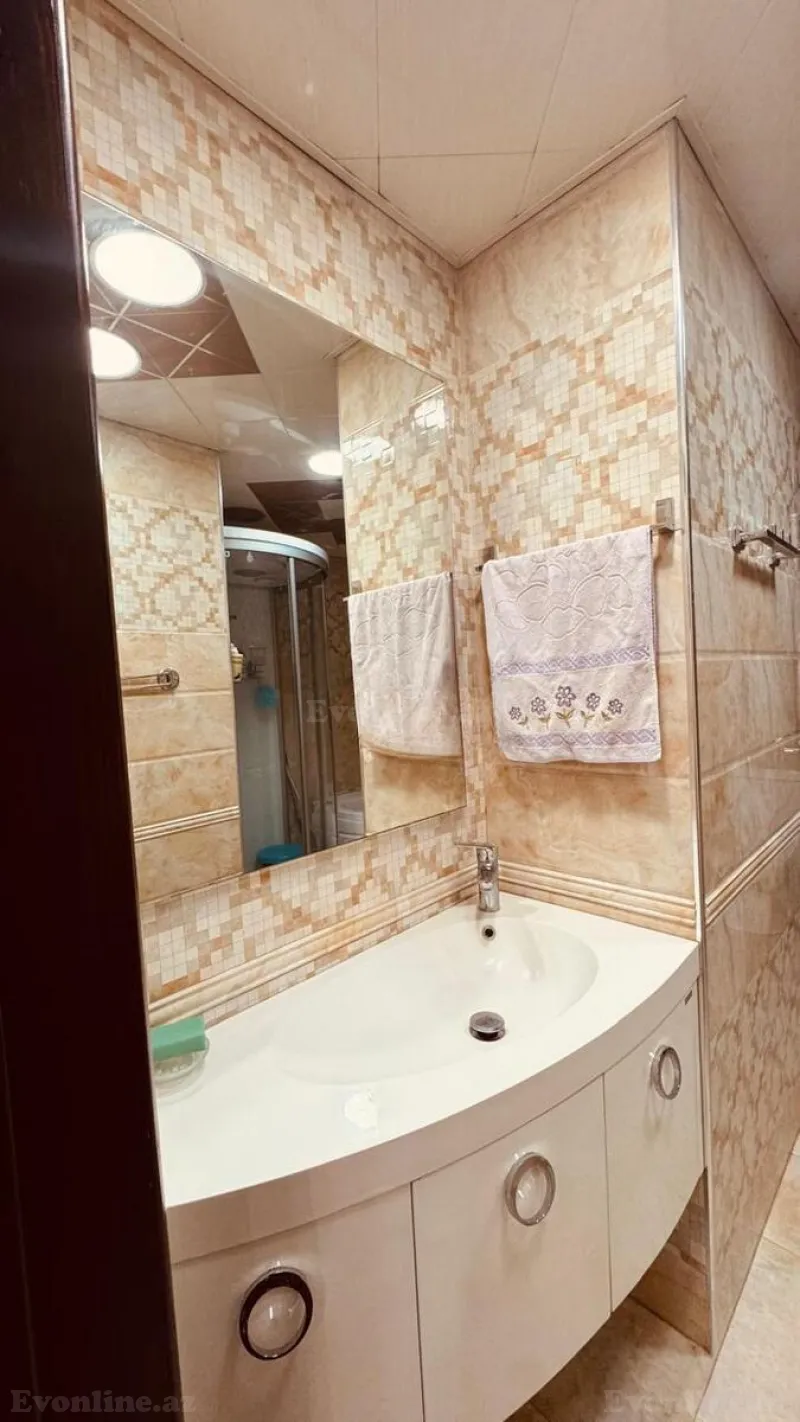 Satılır 3 otaqlı Mənzil Yeni tikili 125 m² 8 Noyabr m. - şəkil 14