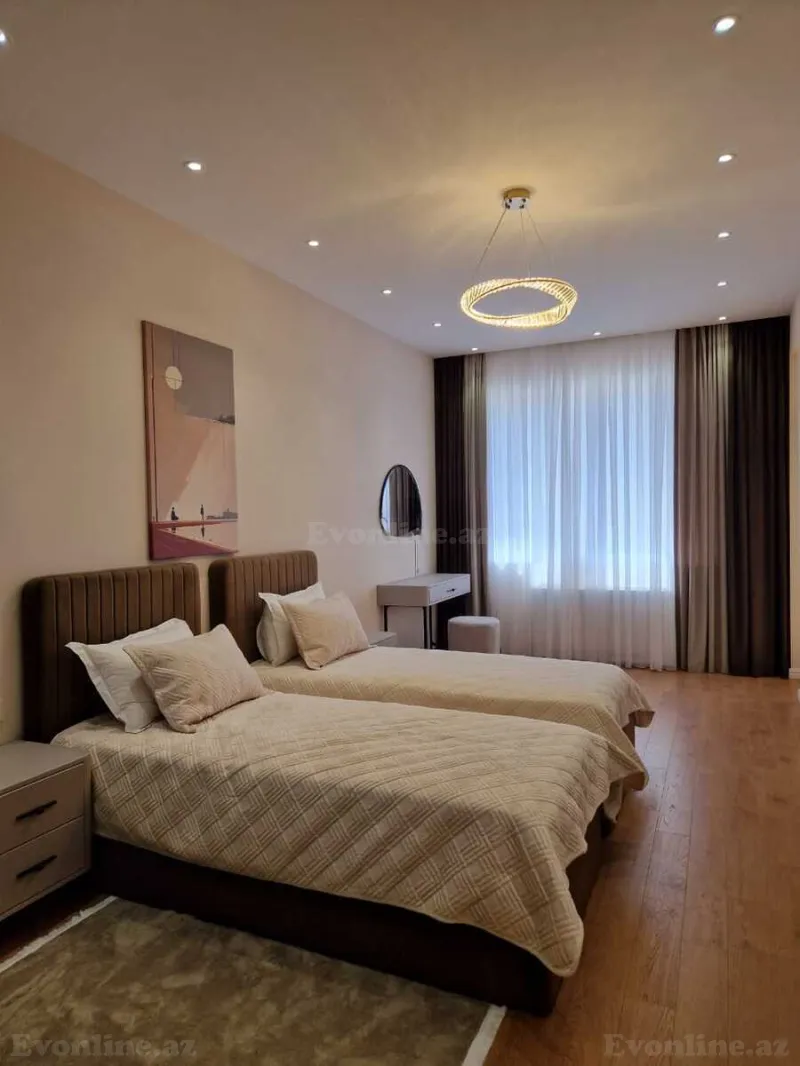 Kirayə verilir 3 otaqlı Mənzil Yeni tikili 180 m² Nizami m. - şəkil 15