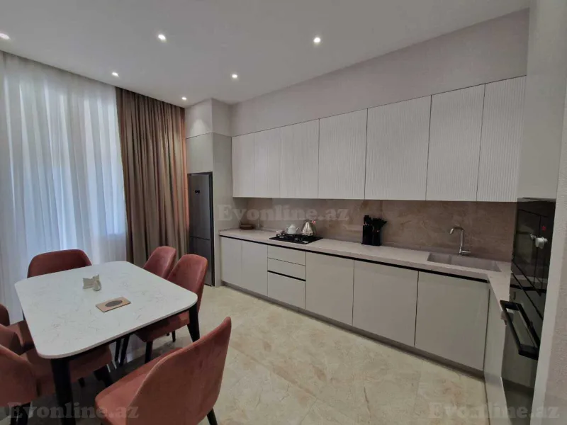 Kirayə verilir 3 otaqlı Mənzil Yeni tikili 180 m² Nizami m. - şəkil 19