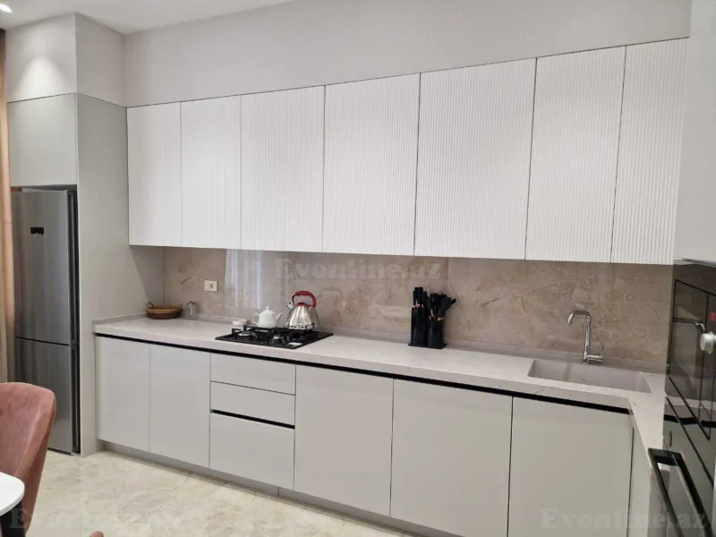Kirayə verilir 3 otaqlı Mənzil Yeni tikili 180 m² Nizami m. - şəkil 21