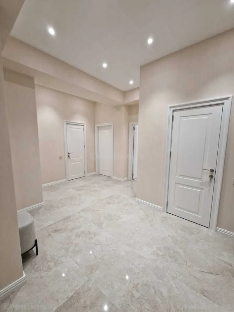 Kirayə verilir 3 otaqlı Mənzil Yeni tikili 180 m² Nizami m. - şəkil 27