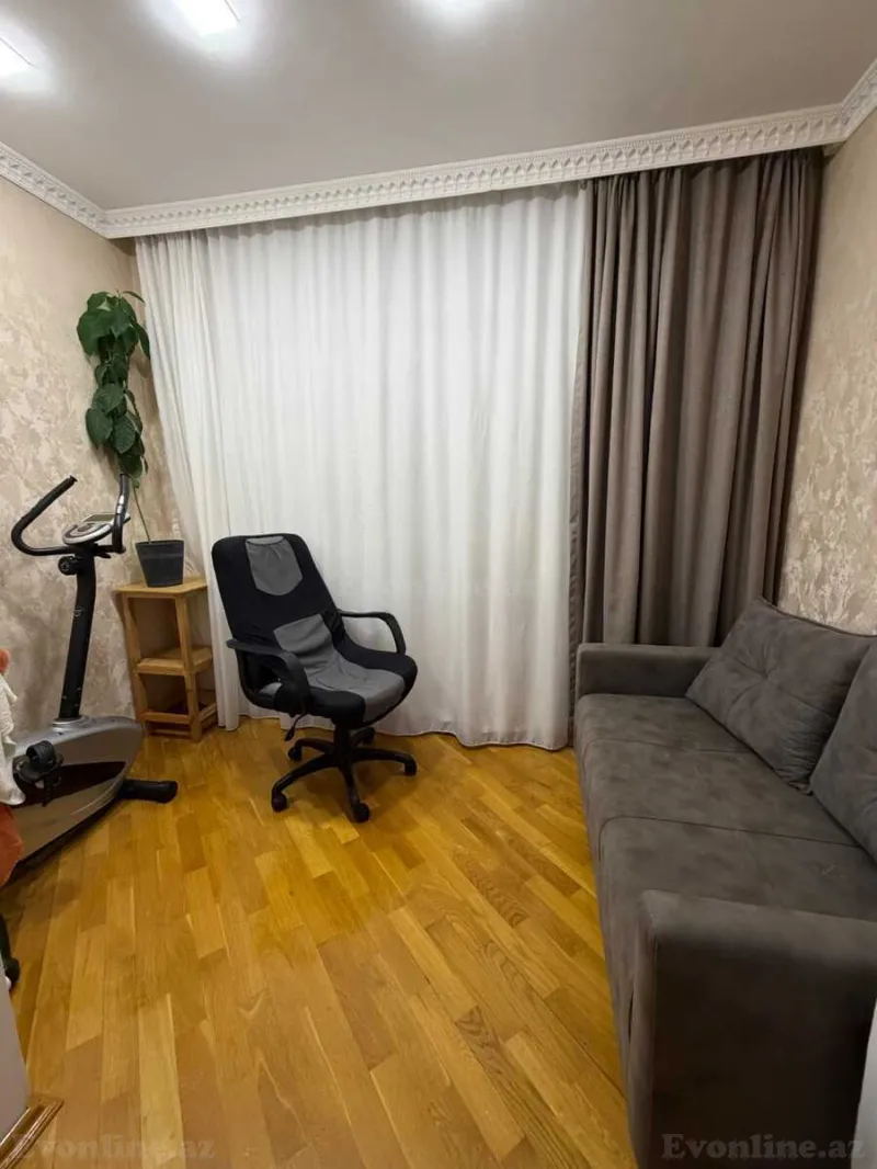Satılır 3 otaqlı Mənzil Köhnə tikili 70 m² Neftçilər m. - şəkil 10