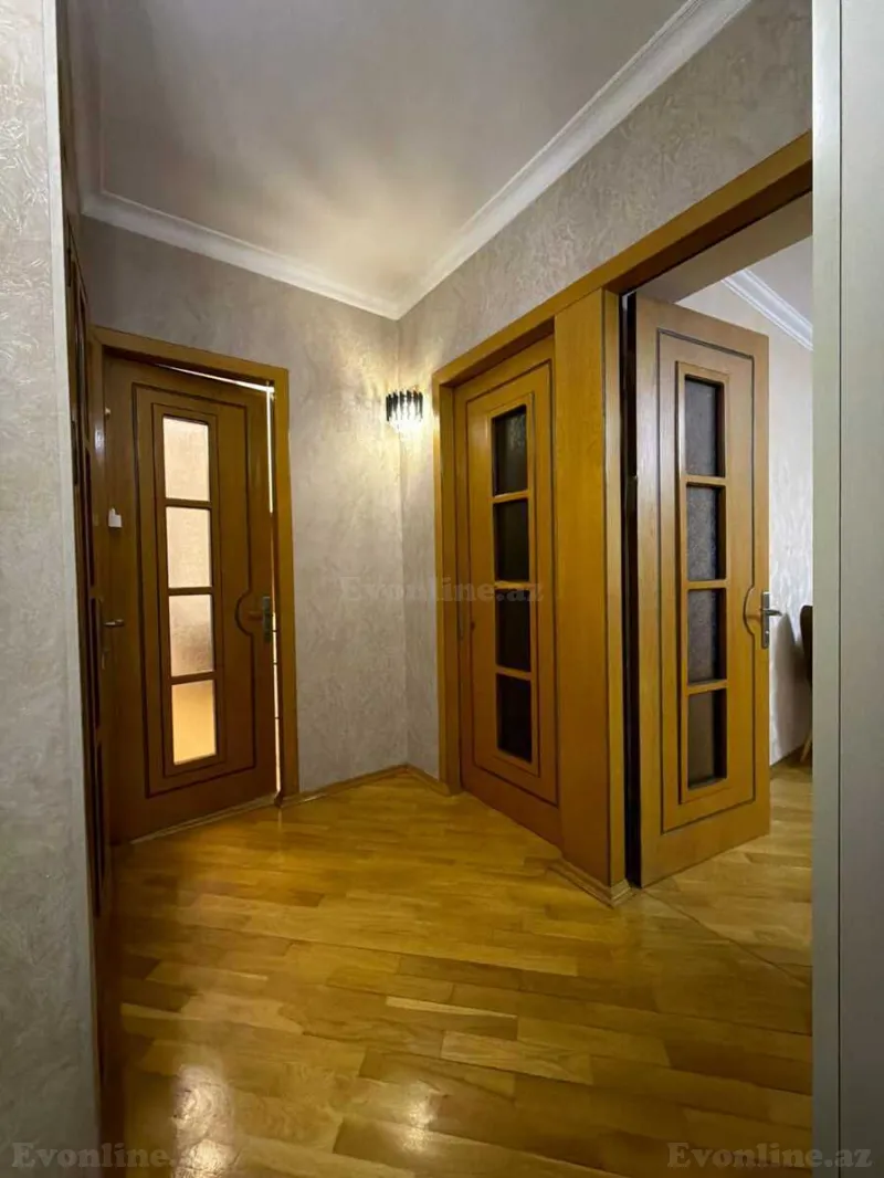 Satılır 3 otaqlı Mənzil Köhnə tikili 70 m² Neftçilər m. - şəkil 17